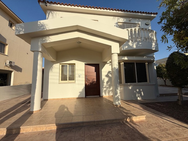 Image No.4-4 Bed House for sale