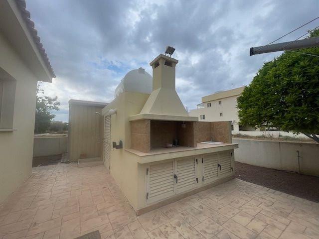 Image No.7-Maison de 4 chambres à vendre à Pervolia