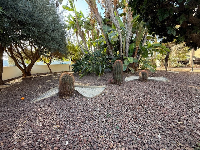 Image No.7-4 Bed House for sale