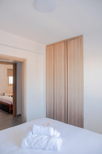 Image No.14-3 Bed Apartment for sale