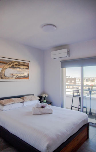 Image No.6-3 Bed Apartment for sale