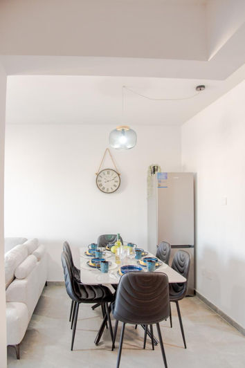 Image No.7-3 Bed Apartment for sale