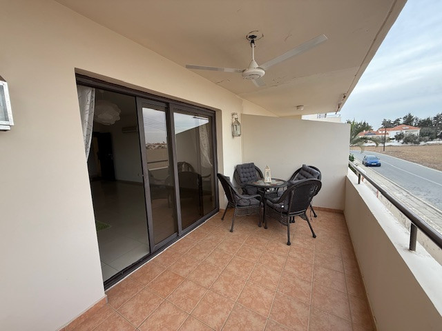 Image No.14-Appartement de 2 chambres à vendre à Pervolia