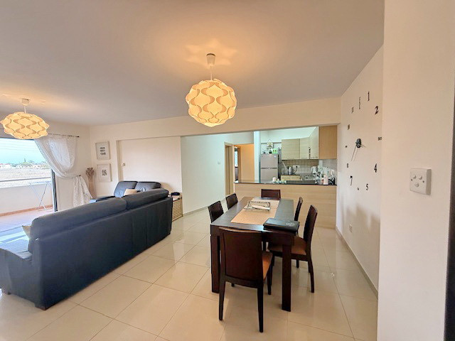 Image No.4-Appartement de 2 chambres à vendre à Pervolia