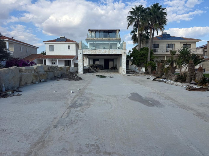 Image No.11-4 Bed House for sale