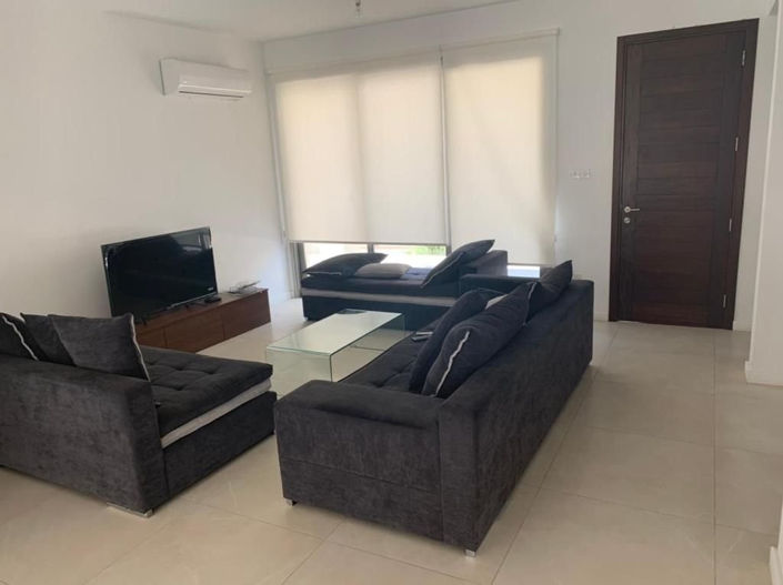 Image No.6-3 Bed House for sale