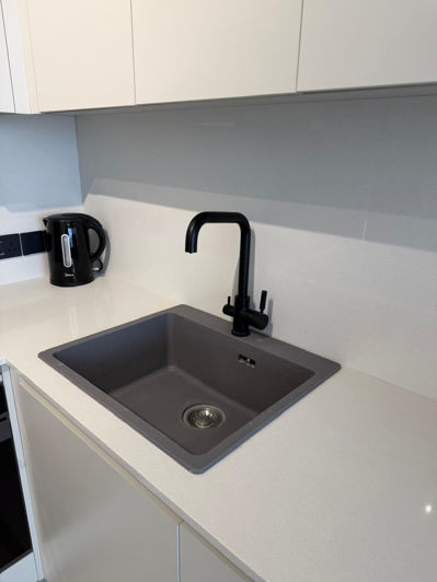 Image No.17-3 Bed Apartment for sale