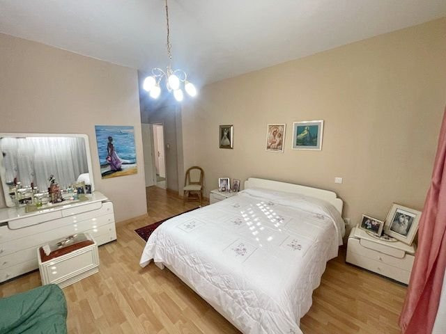 Image No.23-3 Bed Bungalow for sale