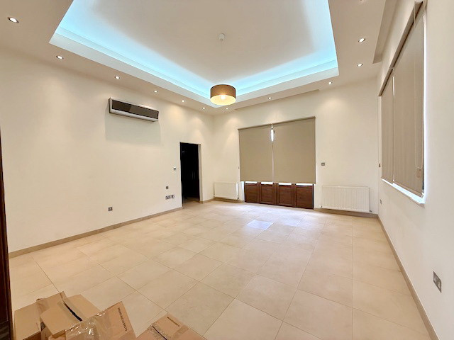 Image No.29-3 Bed House for sale