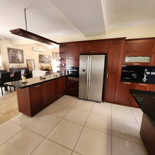 Image No.38-4 Bed House for sale