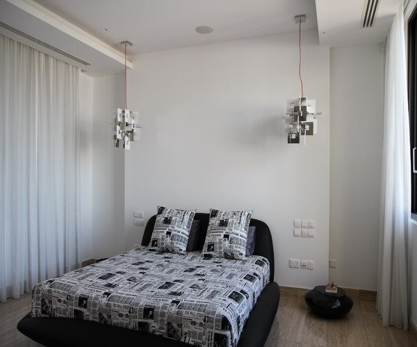 Image No.40-5 Bed House for sale