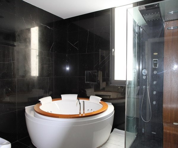 Image No.41-5 Bed House for sale