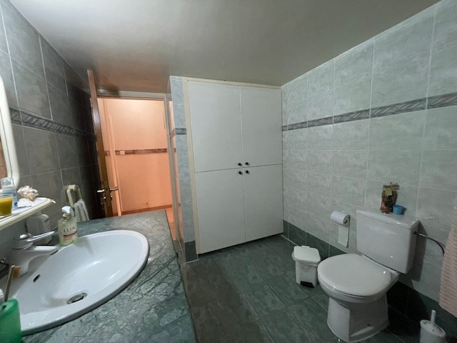 Image No.14-3 Bed House for sale