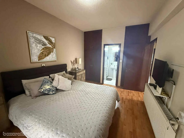 Image No.8-3 Bed House for sale