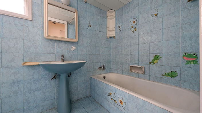 Image No.28-3 Bed House for sale