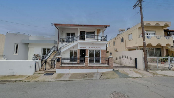 Image No.9-3 Bed House for sale