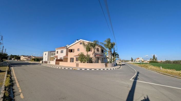 Image No.2-3 Bed House for sale