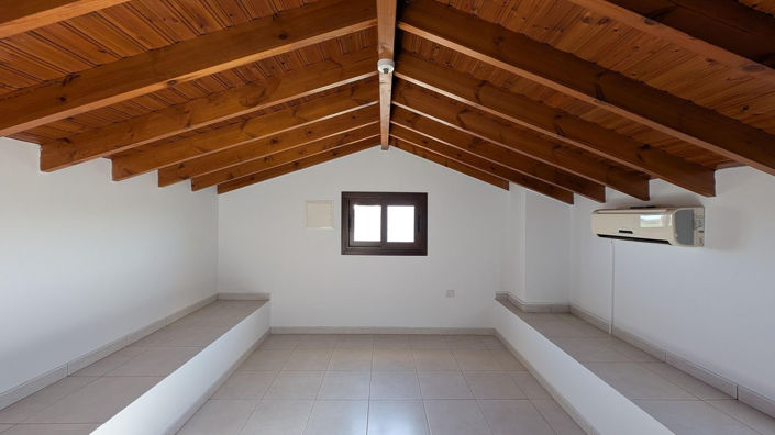 Image No.22-3 Bed House for sale