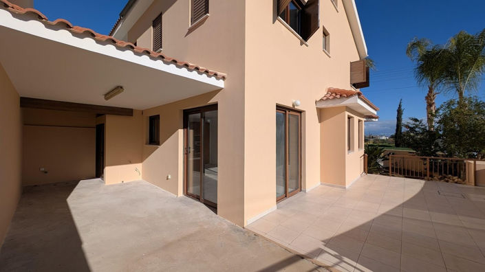 Image No.26-3 Bed House for sale