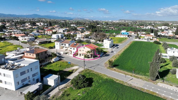 Image No.3-3 Bed House for sale