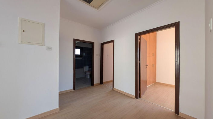 Image No.28-4 Bed House for sale