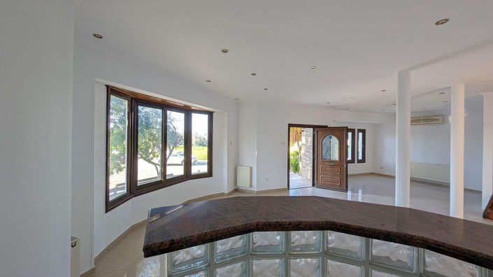 Image No.5-4 Bed House for sale