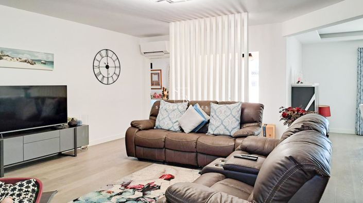 Image No.6-4 Bed Villa for sale