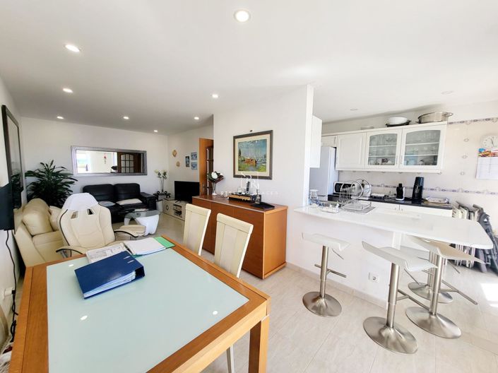 Image No.12-2 Bed Apartment for sale