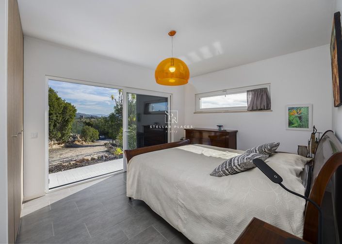 Image No.9-3 Bed Villa for sale