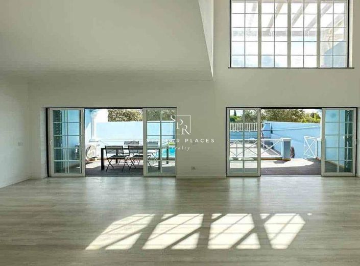 Image No.2-5 Bed Townhouse for sale