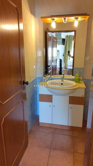 Image No.16-4 Bed Townhouse for sale