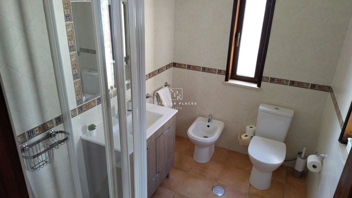 Image No.9-4 Bed Townhouse for sale