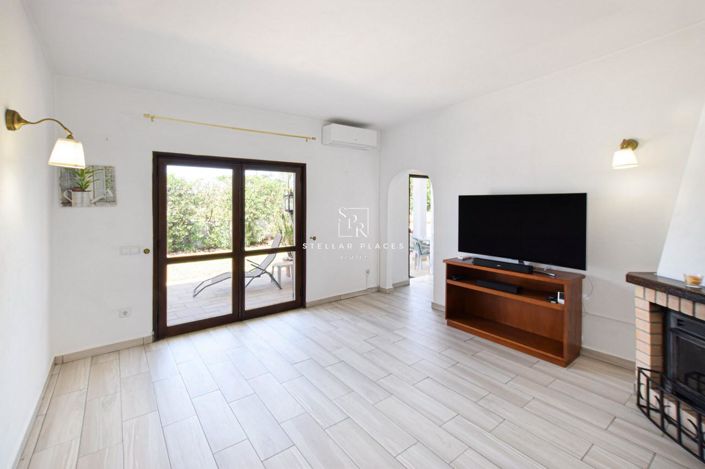 Image No.10-3 Bed Villa for sale