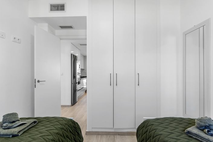 Image No.21-2 Bed Apartment for sale