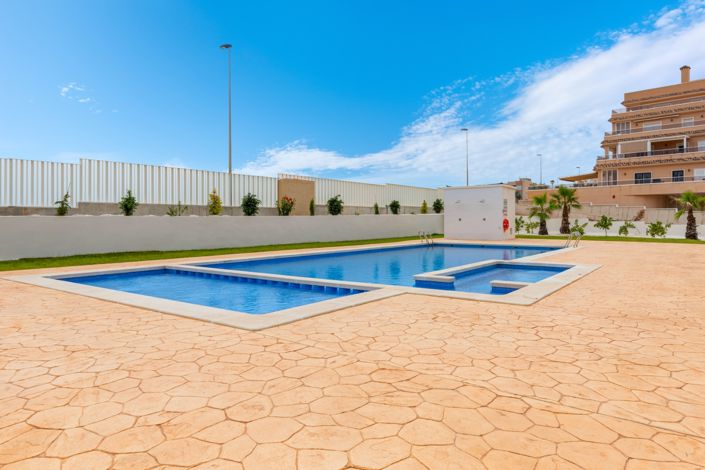 Image No.32-Appartement de 2 chambres à vendre à Orihuela Costa