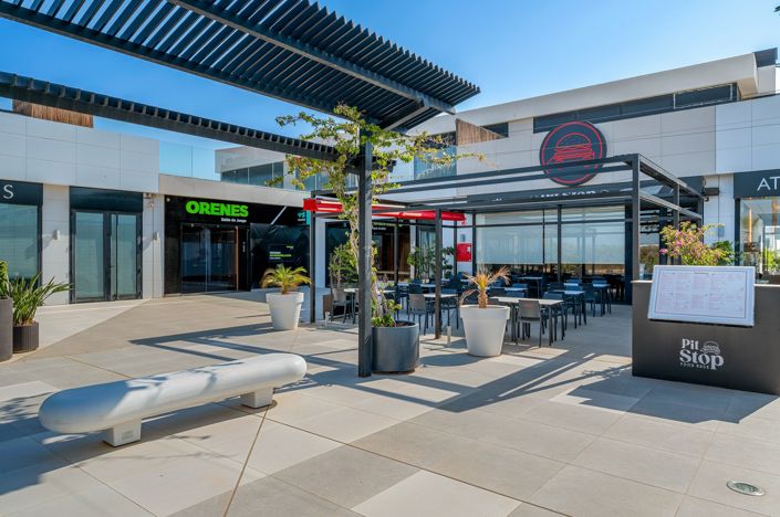 Image No.48-4 Bed Villa for sale