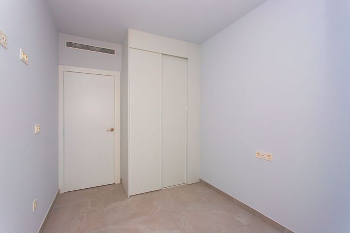 Image No.4-Appartement de 2 chambres à vendre à Torrevieja