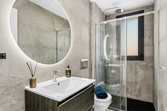 Image No.28-5 Bed Villa for sale