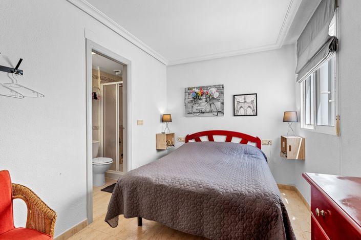 Image No.14-3 Bed Apartment for sale