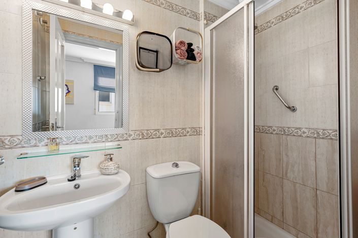 Image No.17-3 Bed Apartment for sale