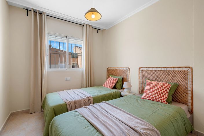 Image No.14-2 Bed Apartment for sale