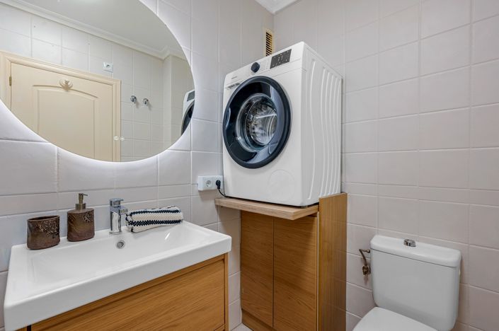 Image No.17-2 Bed Apartment for sale