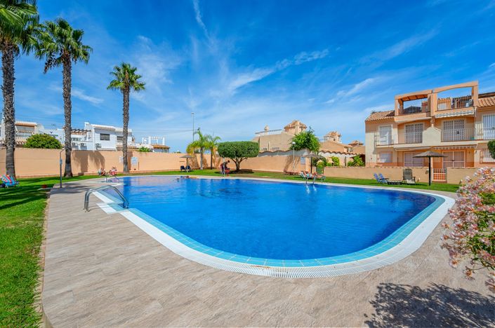 Image No.26-2 Bed Apartment for sale