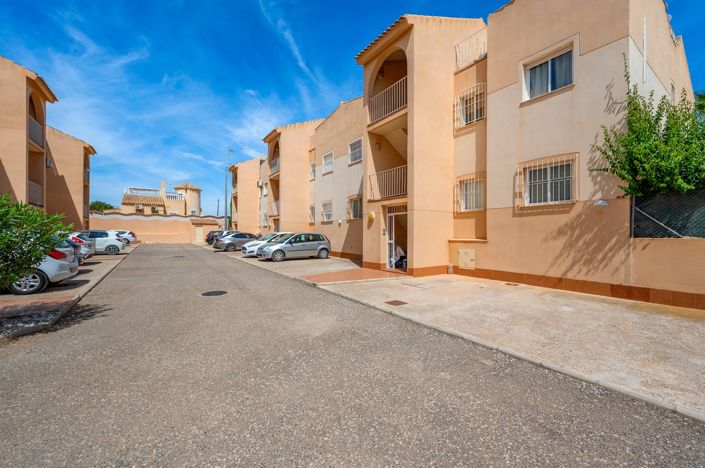 Image No.28-2 Bed Apartment for sale