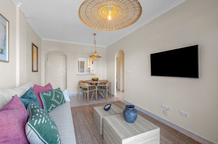 Image No.8-2 Bed Apartment for sale