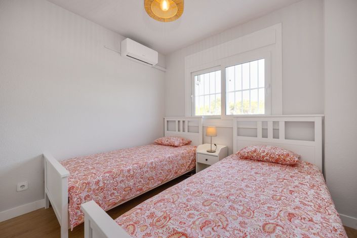 Image No.15-2 Bed Apartment for sale