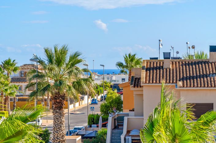 Image No.30-3 Bed Apartment for sale