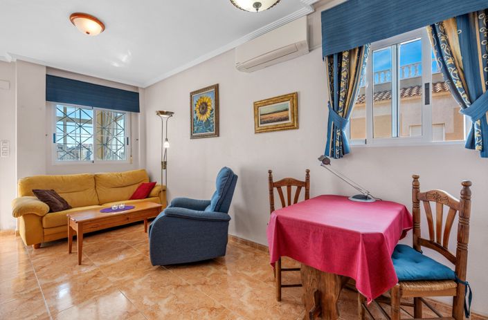 Image No.8-Appartement de 2 chambres à vendre à Torrevieja