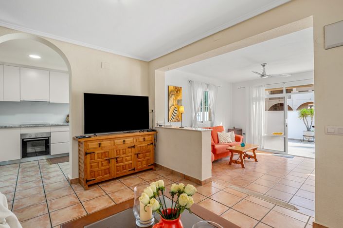 Image No.7-Villa de 4 chambres à vendre à Orihuela Costa