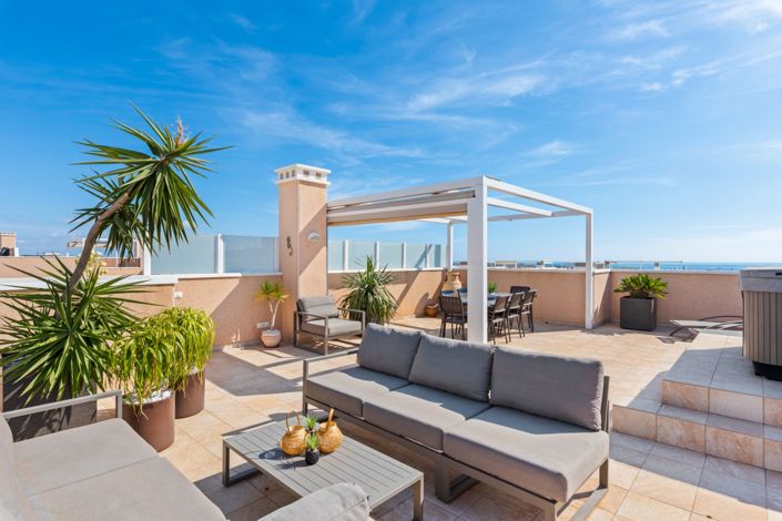 Image No.30-3 Bed Apartment for sale